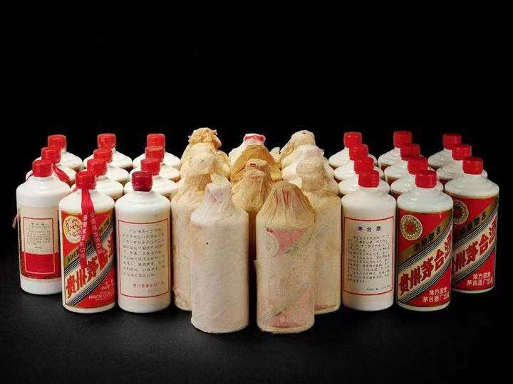 济水街道日照岚山回收酒价格哪里回收(附近上门回收茅台酒）?